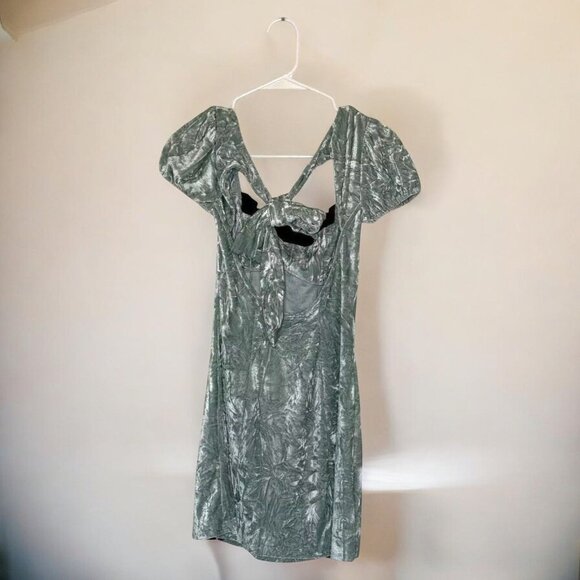 Kimchi Blue Light Green Velvet Mini Dress With Puff Sleeves & Back Tie Detail XS - Picture 3 of 5